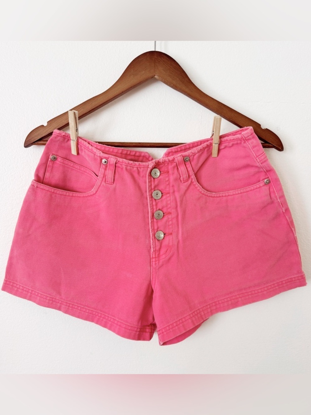 Vintage Carolina Blue Pink High-Waist Button-Fly Jean Shorts size 8
